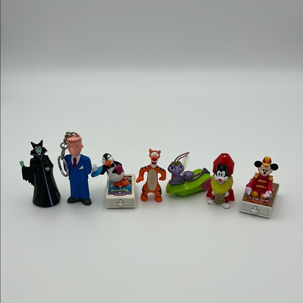 Vintage Disney Mac Donald’s happy meal‎ toys lot of 7 Mickey Tigger Maleficent